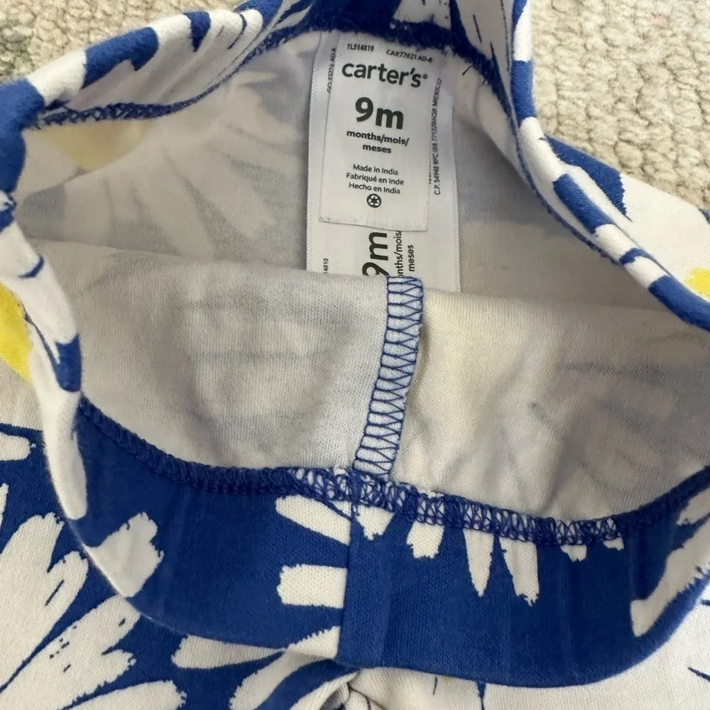 Carter’s Daisy Print Leggings 9 Months Baby Girl Like New Condition Never worn